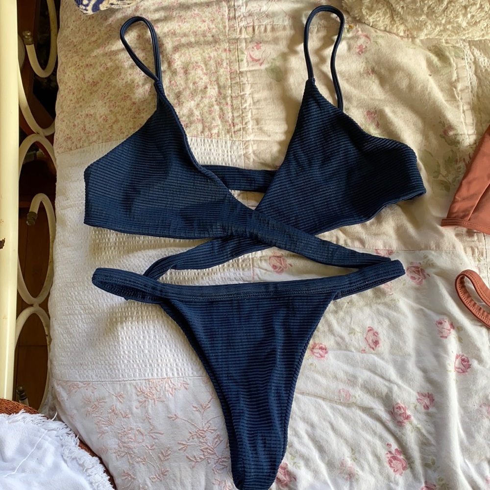 Benoa Swim Dark Blue Bikini